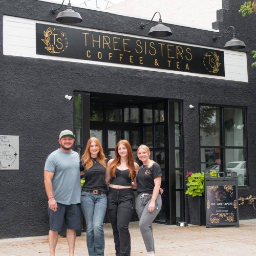 Three Sisters Coffee And Tea: Sip the Magic of Blend!